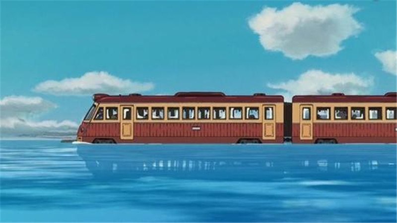 当然了,它们的水上列车也并不是真正意义上的水上列车,一般都设有轨道